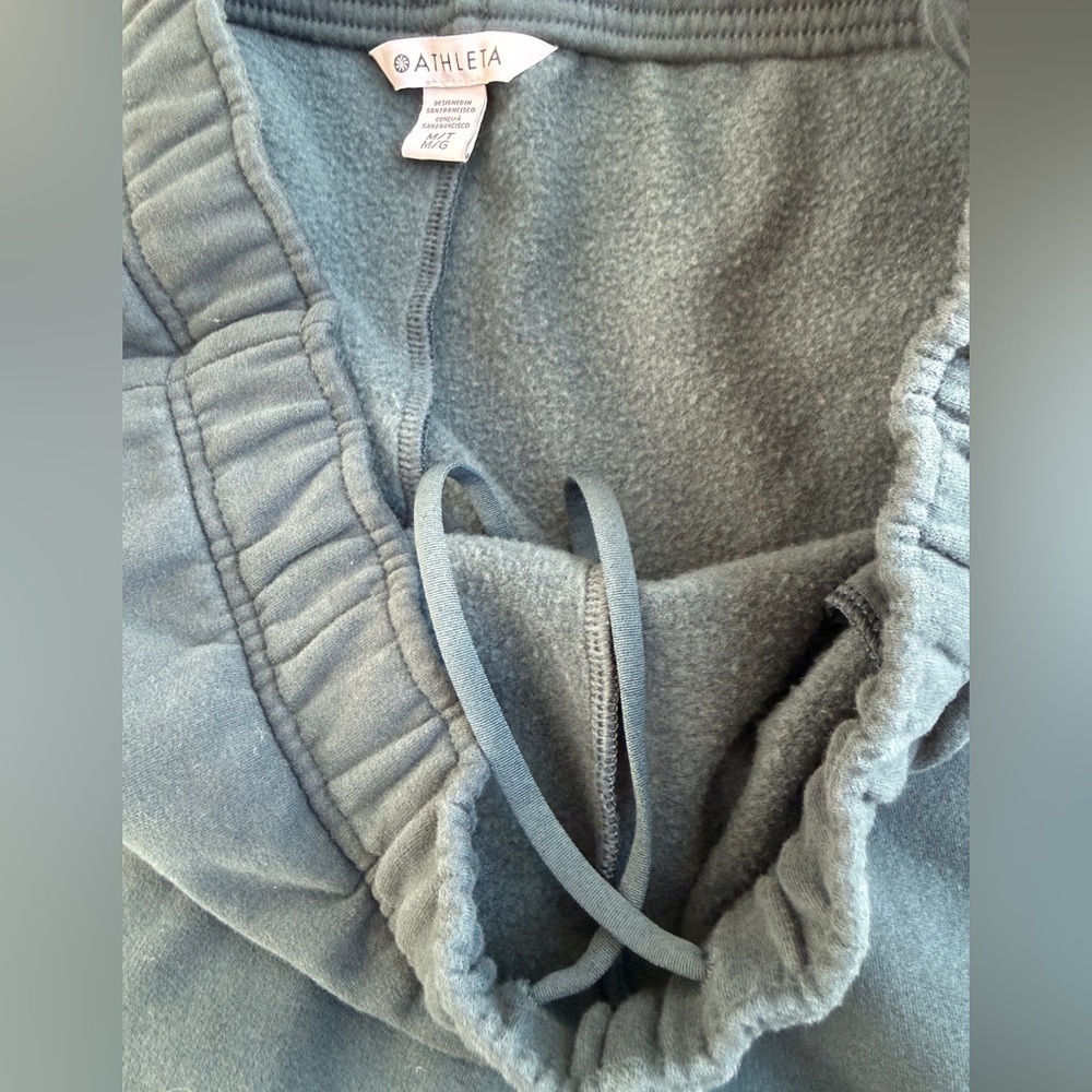 Athleta Women’s Blue Joggers - Picture 4 of 9